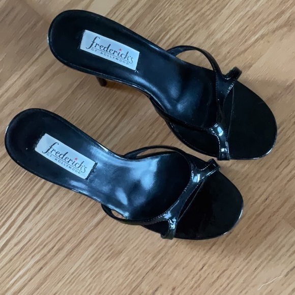 Frederick's of Hollywood Black Elegant Heels - Picture 1 of 2